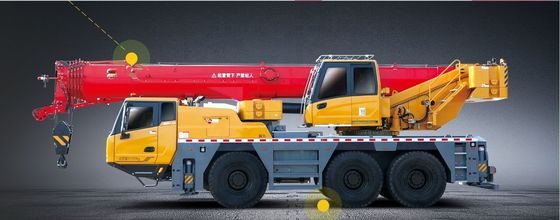 25トンの移動式トラッククレーン 燃料タンク容量400-500Lの建設設備