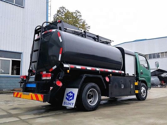 中国 ドンフェン 5cbm 燃料タンカー トラック 小型石油貯蔵 トラック 4X2