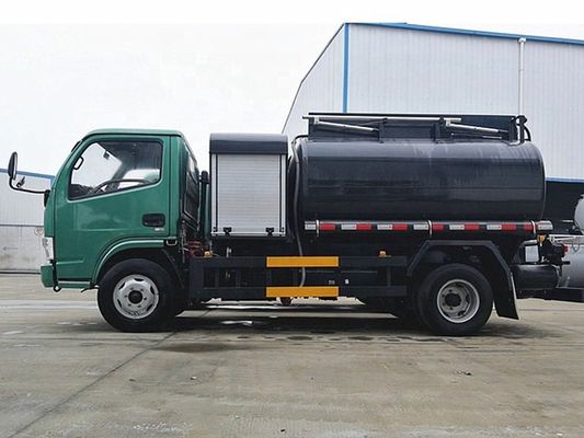 中国 ドンフェン 5cbm 燃料タンカー トラック 小型石油貯蔵 トラック 4X2