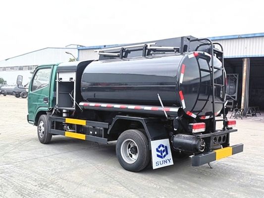 中国 ドンフェン 5cbm 燃料タンカー トラック 小型石油貯蔵 トラック 4X2