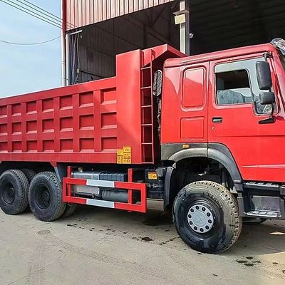 シノトルク HOWO ダンプトラック ユーロ3 6X4 トラック 375HP 20CBM ティッパー トラック 40トンの要素価格