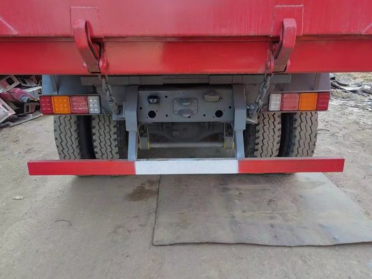 シノトルク HOWO ダンプトラック ユーロ3 6X4 トラック 375HP 20CBM ティッパー トラック 40トンの要素価格