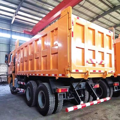 中国のシャックマン 8X4 50tons 60tons 標準ダンプトラック ティッパートラック 貨物トラック