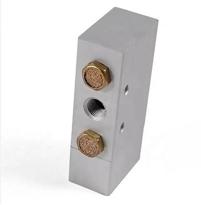 Shacman 12JS160T-1703052 トラックトランスミッション部品 FAST ギアボックス シングルH バルブ サンプル 入手可能