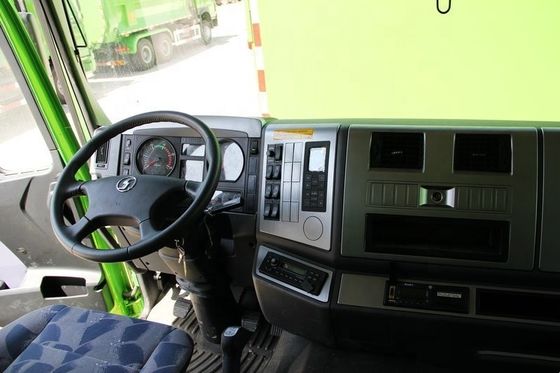 シャンシ・シャックマン ダンプトラック F3000 8x4 重型ターパートラック 60トン ユーロ2